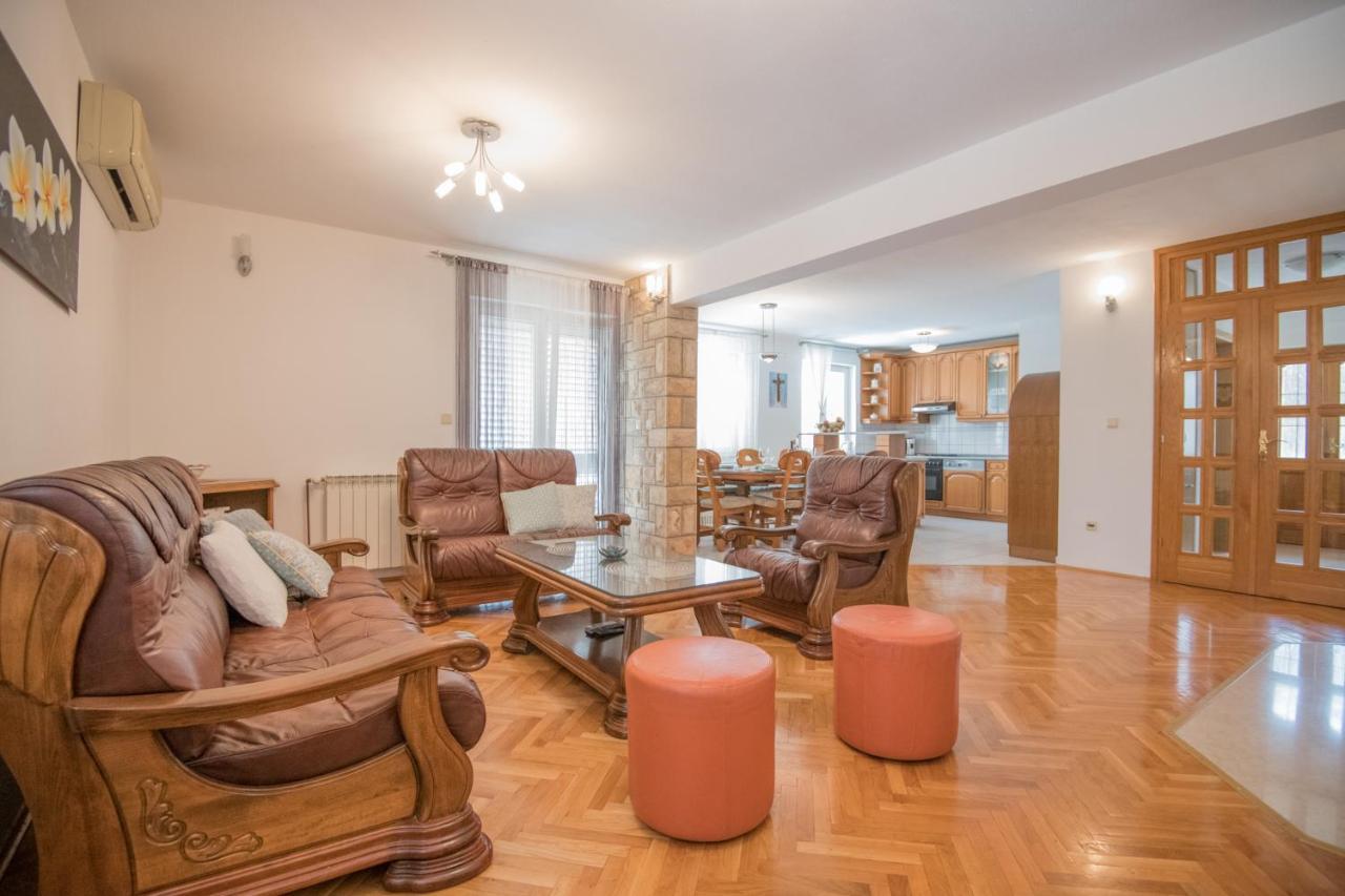 Villa Glorija Grubine Esterno foto