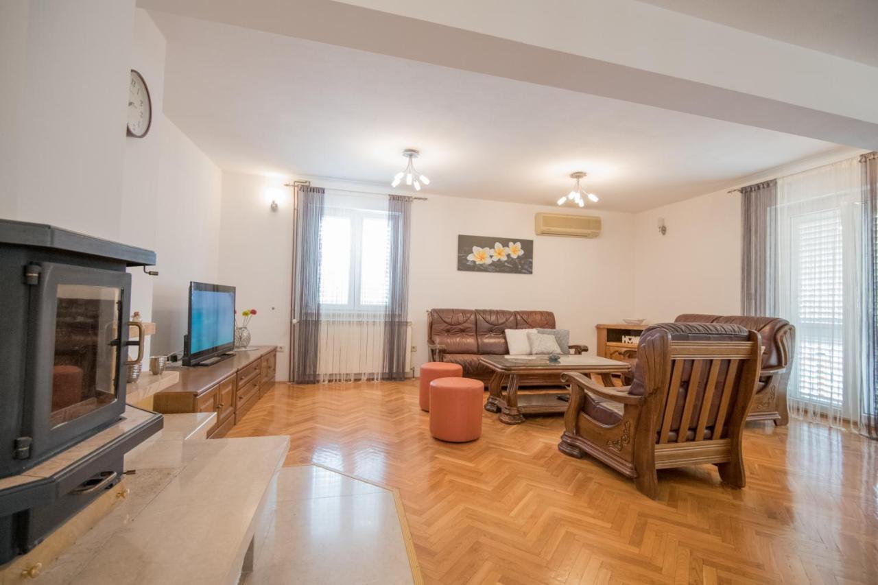 Villa Glorija Grubine Esterno foto